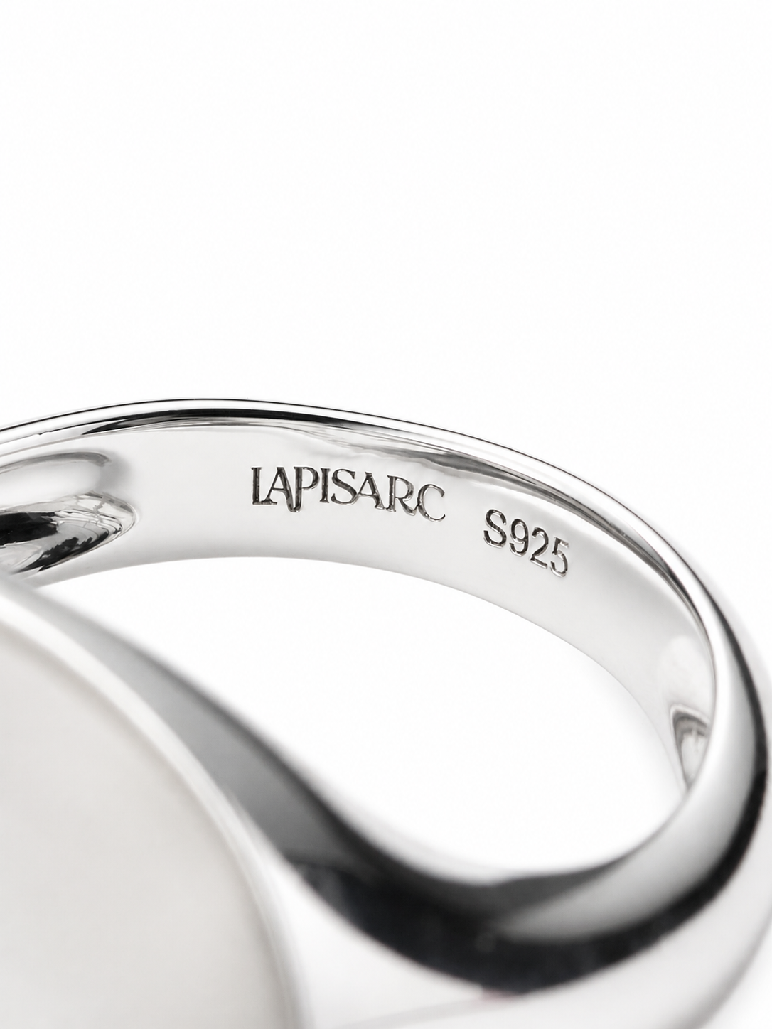 #Color_White